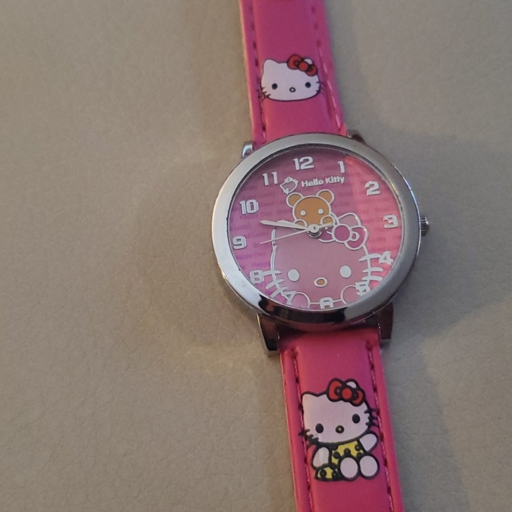 Watch - Picture 11 of 16